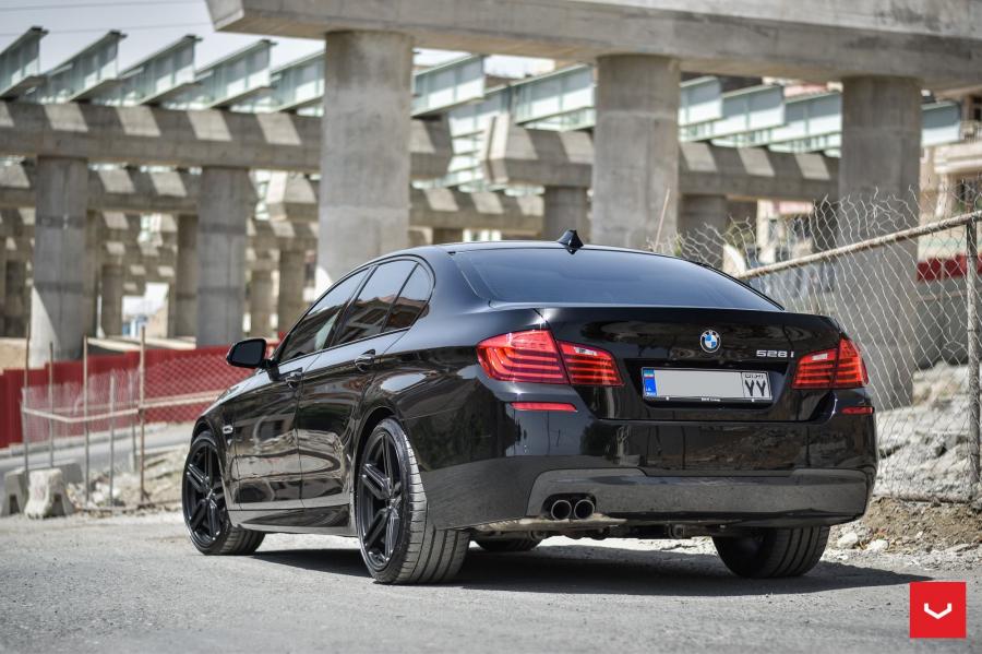  BMW 528i Sedan on Vossen Wheels (HF-1) 2019 года  (фото 20 из 20)